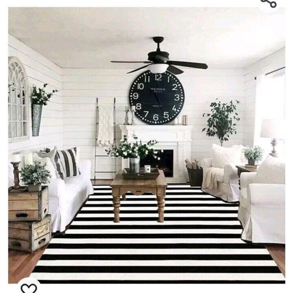 Black And White Striped 5x7 Ft Indoor/Outdoor Hand Woven Reversible Rug
